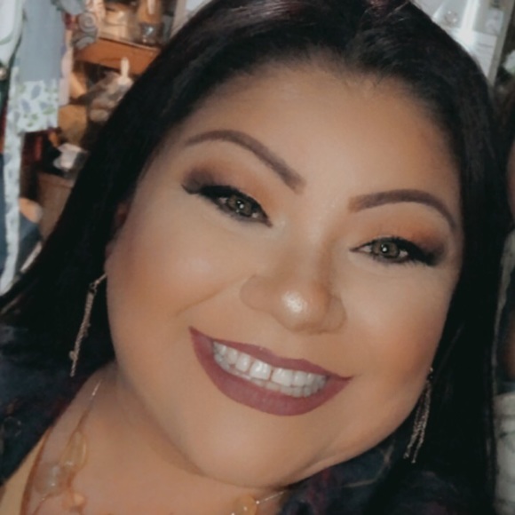 Meet your Posher, Maria - Picture 1 of 1